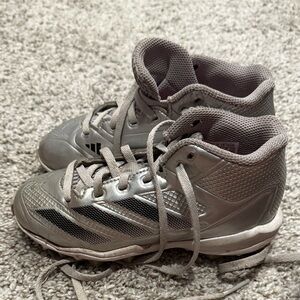 Stylish Kids' Gray Cleats